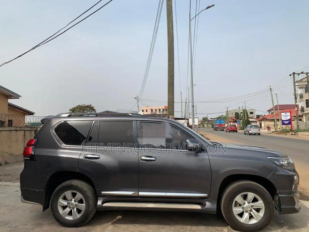 Toyota Land Cruiser Prado 2.7 2021 Gray