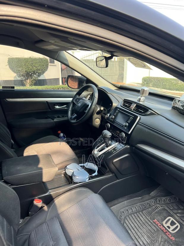 Honda CR-V LX 2021 Black