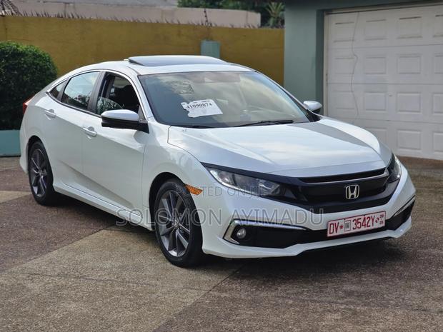 Honda Civic EX Sedan 2020 White