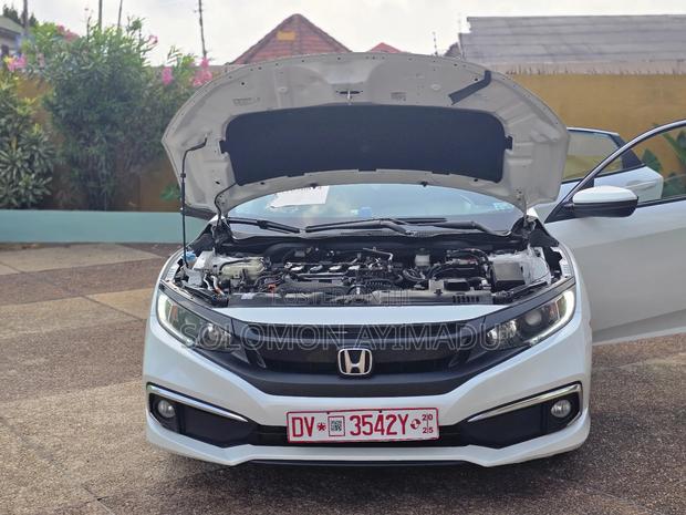 Honda Civic EX Sedan 2020 White photo 10