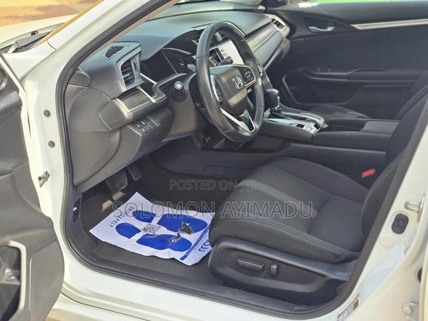 Honda Civic EX Sedan 2020 White photo 11