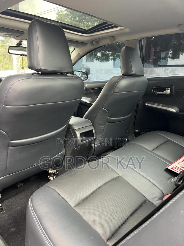 Toyota Camry 2014 Black photo 3