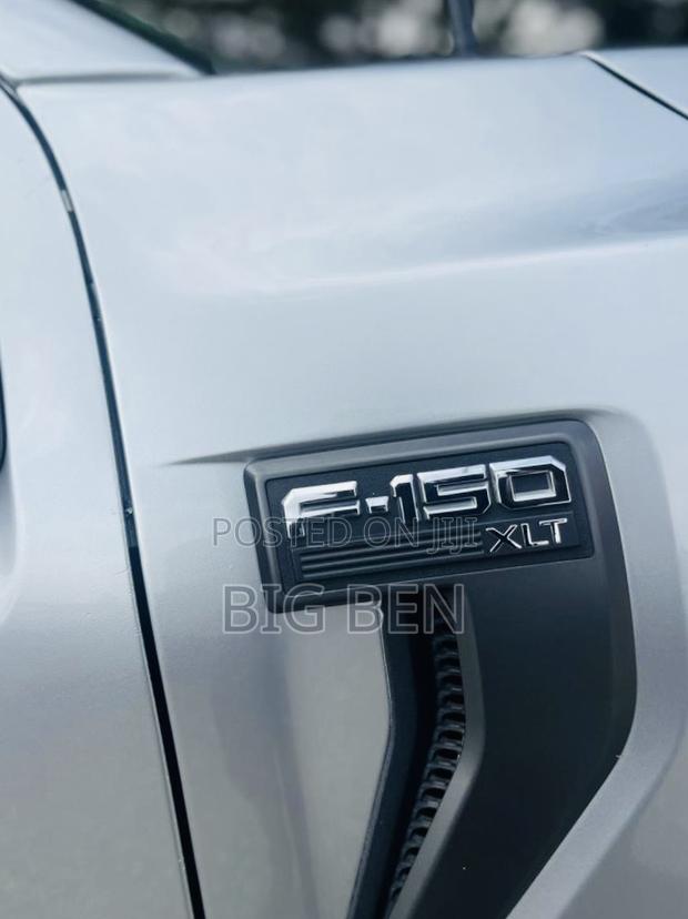 Ford F-150 LARIAT 2022 Silver