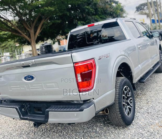 Ford F-150 LARIAT 2022 Silver