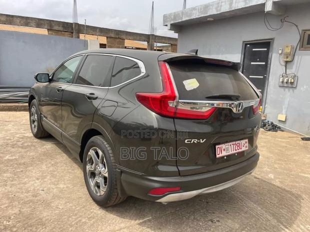 Honda CR-V LX 4dr SUV (2.4L 4cyl CVT) 2017 Black photo 2