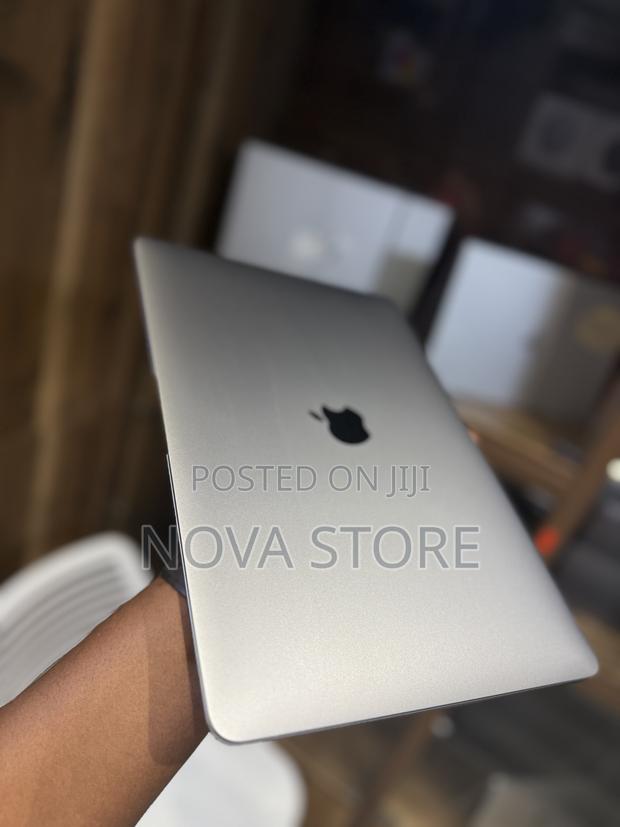 Laptop Apple MacBook Air 2020 8GB Intel Core I5 SSD 512GB photo 3