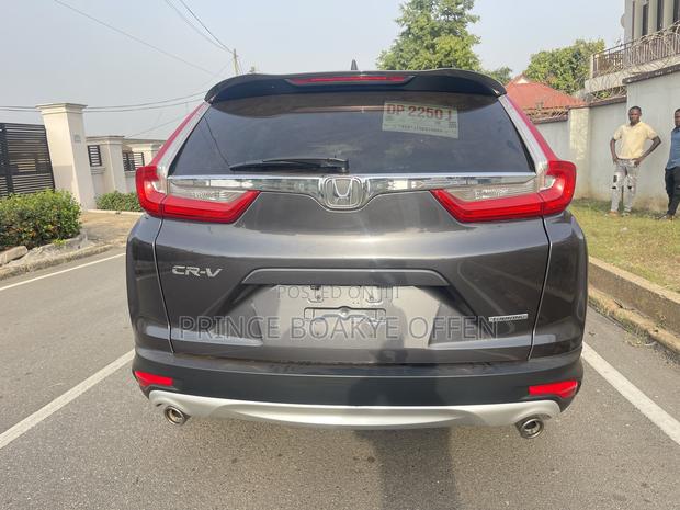 Honda CR-V 2018 Gray photo 3