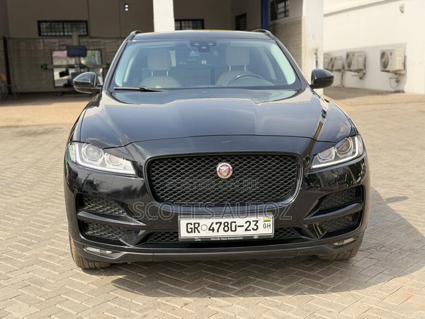 Jaguar F-Pace 2018 Black