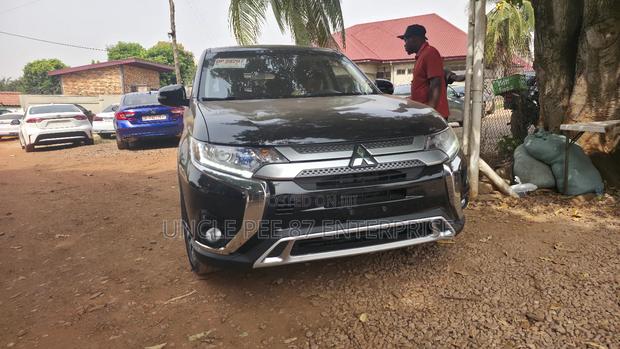 Mitsubishi Outlander 2.4 PHEV AWD 2019 Black