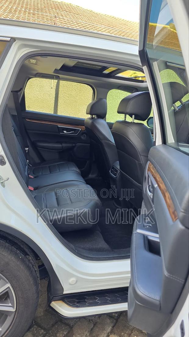 Honda CR-V 2020 White photo 11