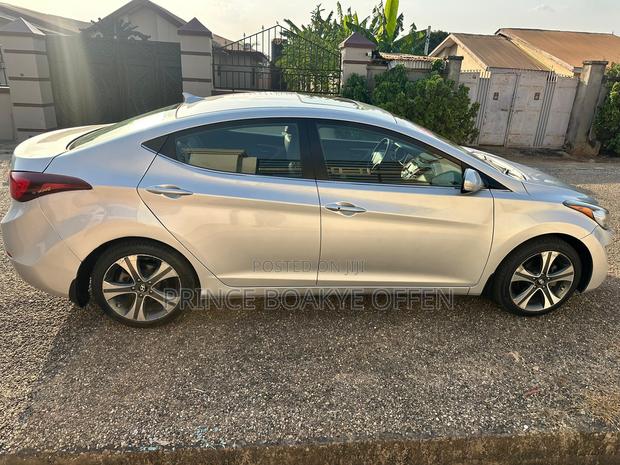 Hyundai Elantra Value Edition Sedan FWD (1.8L 4cyl 6A) 2016 Gray photo 2