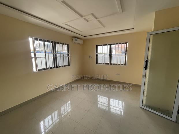 3bdrm House in Garnet Properties, Ashaley Botwe for rent photo 9