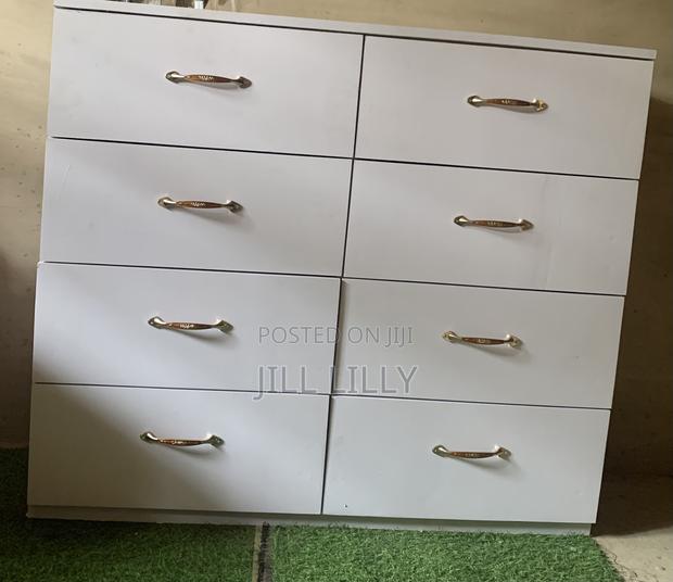 8 Chest Drawer for Sale photo 2