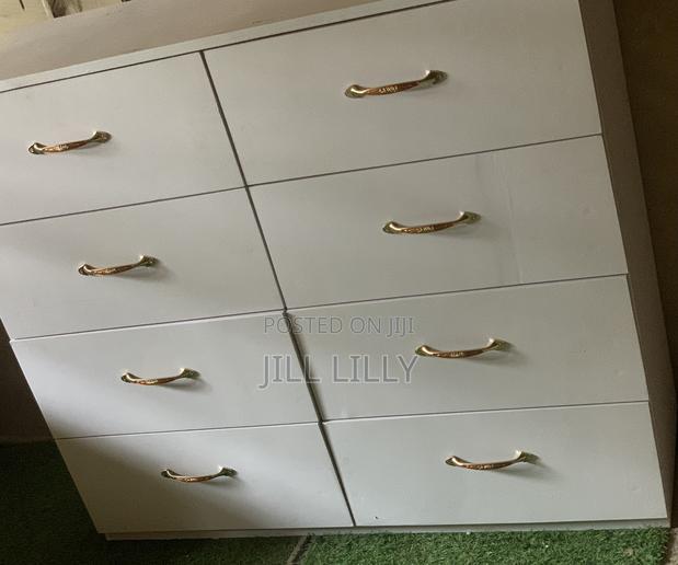 8 Chest Drawer for Sale