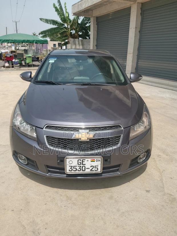 Chevrolet Cruze 2010 Gray