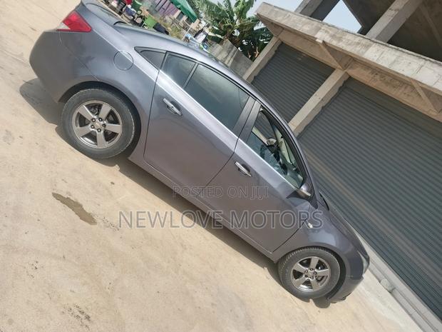Chevrolet Cruze 2010 Gray