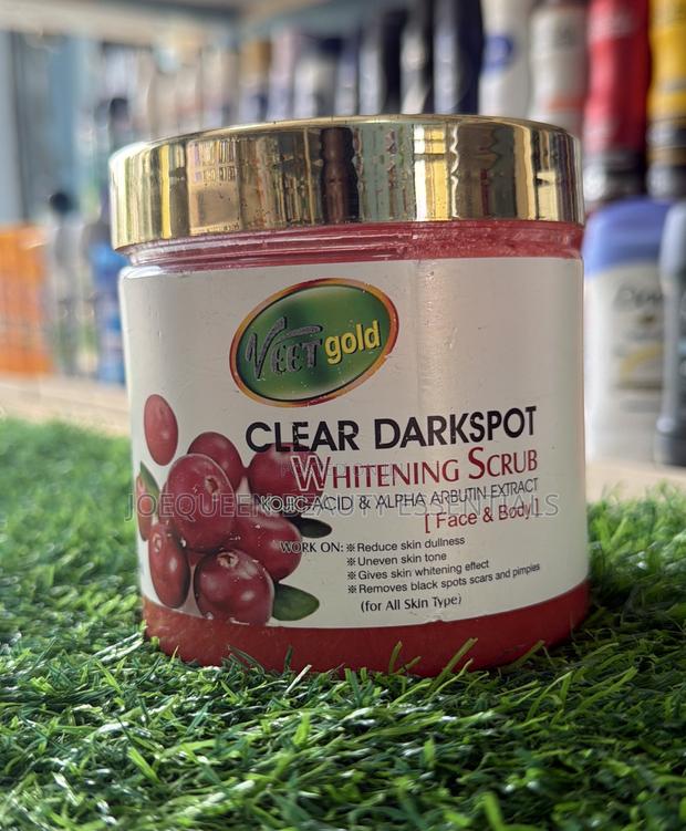 Veet Gold Face And Body Scrub photo 3
