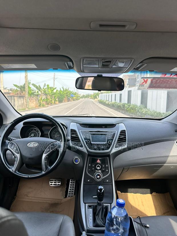 Hyundai Elantra Value Edition Sedan FWD (1.8L 4cyl 6A) 2016 Gray photo 5