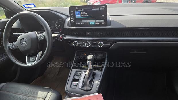 Honda CR-V 2025 White photo 9