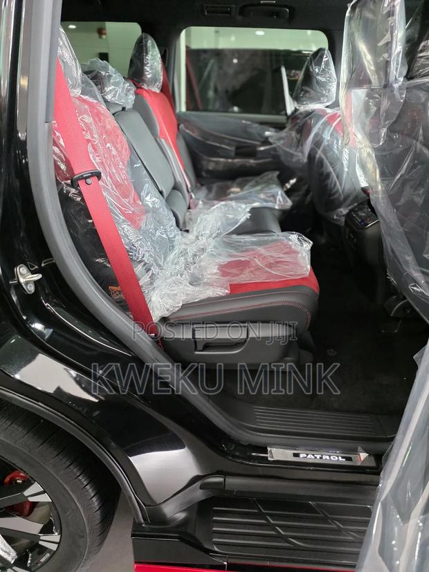 New Nissan Patrol 2025 Black photo 7