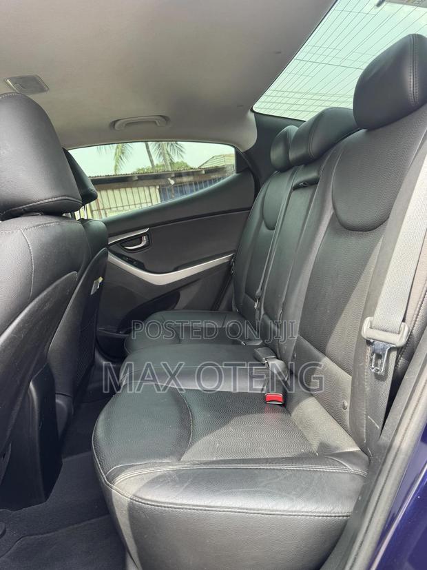 Hyundai Elantra Limited Sedan FWD (1.8L 4cyl 6A) 2013 Blue photo 5