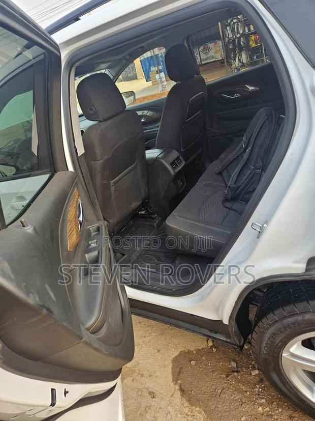 GMC Terrain SLE AWD 2019 White photo 3