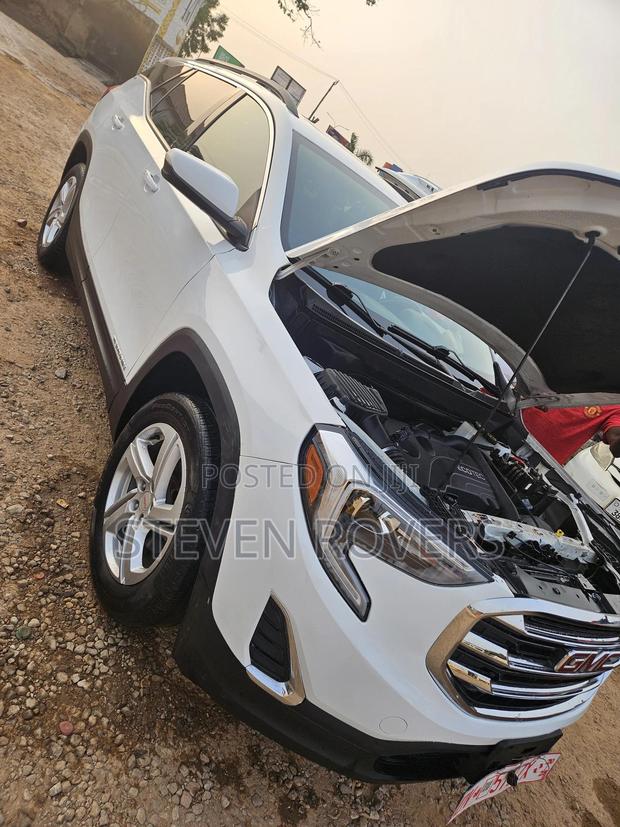 GMC Terrain SLE AWD 2019 White photo 5