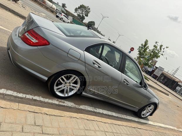 Mercedes-Benz C250 2013 Silver photo 2