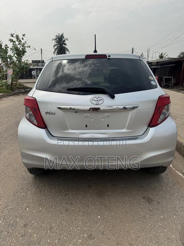 Toyota Vitz 1.3 AWD 3dr 2013 Silver