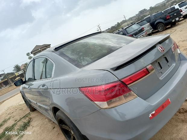Honda Accord 2012 Silver photo 6