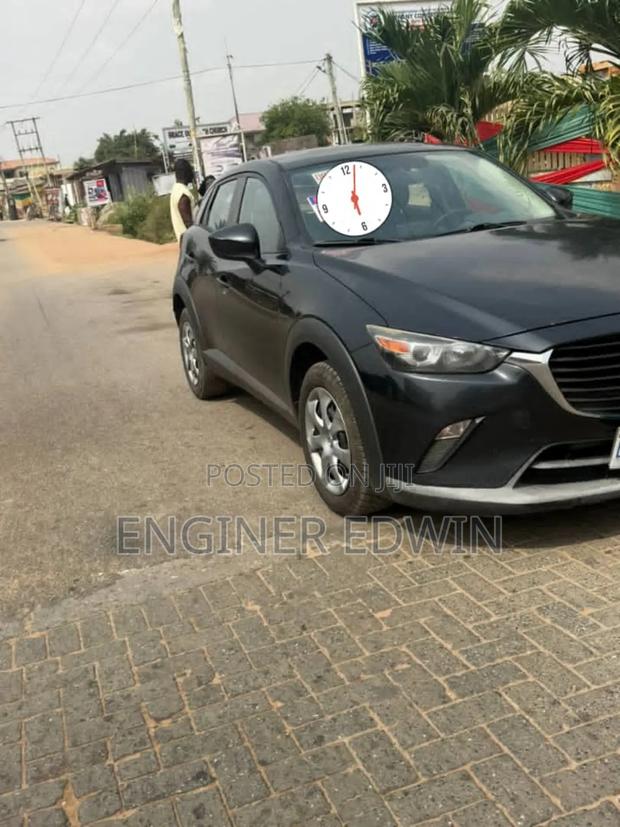 Mazda 2 2017 Black photo 3