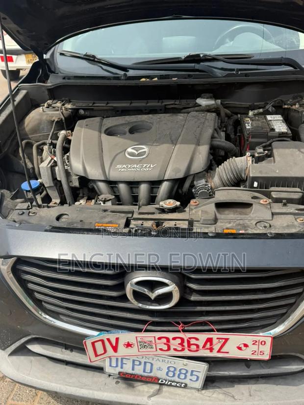 Mazda 2 2017 Black photo 6