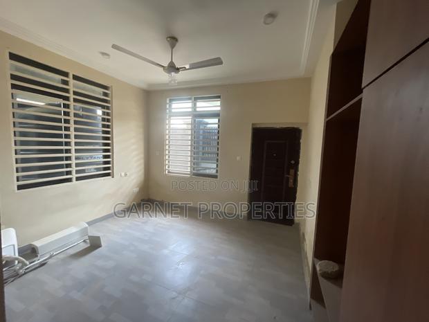 3bdrm Apartment in Garnet Properties, Ashaley Botwe for rent photo 6