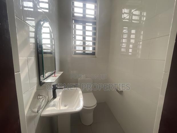 3bdrm Apartment in Garnet Properties, Ashaley Botwe for rent photo 5