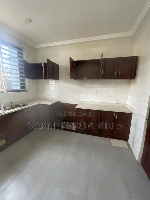3bdrm Apartment in Garnet Properties, Ashaley Botwe for rent photo 2