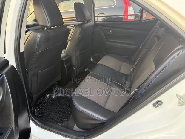 Toyota Corolla 2017 White