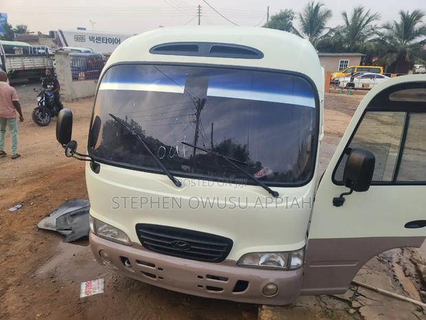 Hyundai County 2015 Grey photo 3
