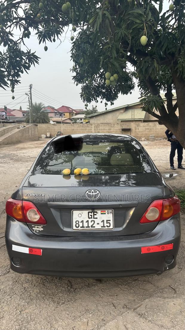 Toyota Corolla 2009 Gray