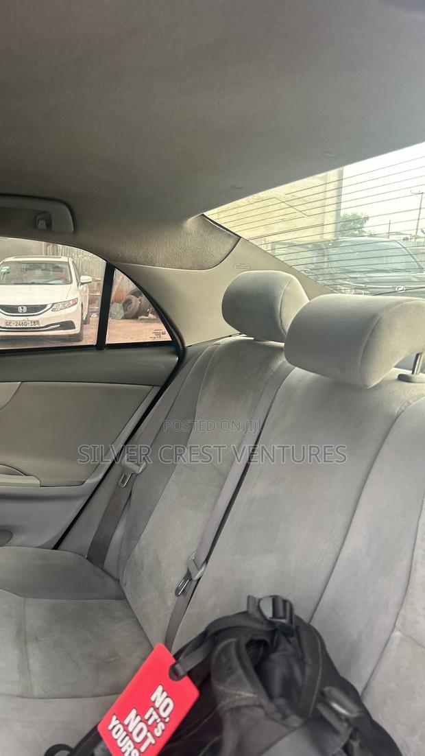 Toyota Corolla 2009 Gray