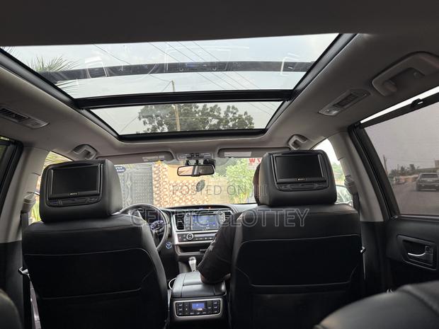 Toyota Highlander 2015 Blue