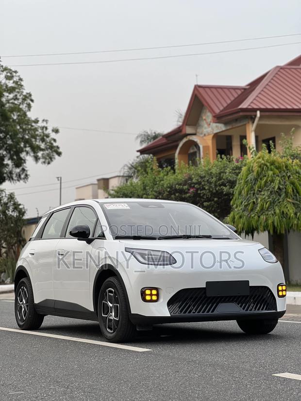 New Aeolus E70 2025 White