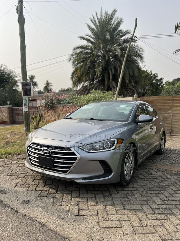 Hyundai Elantra 2017 Gray