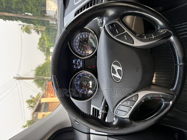 Hyundai Elantra 2016