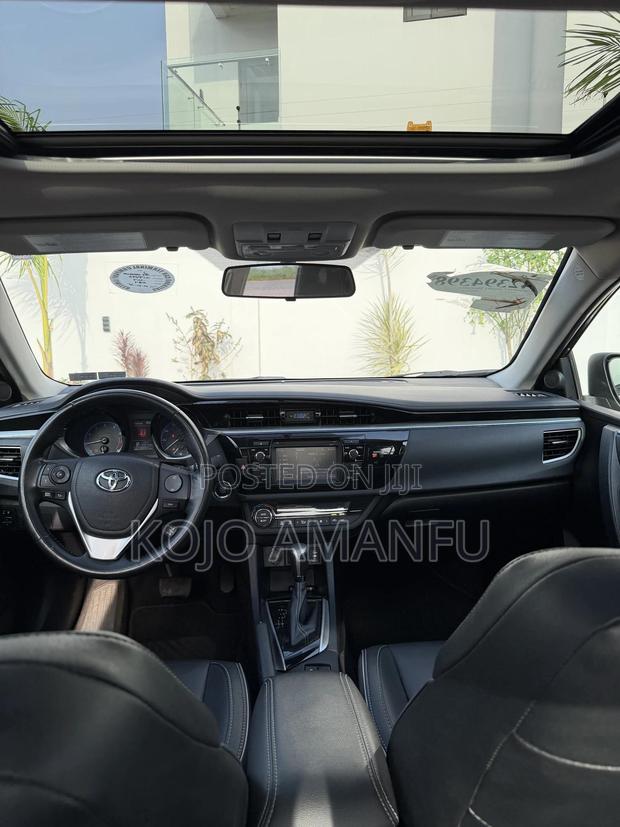 Toyota Corolla S 4dr Sedan (1.8L 4cyl CVT) 2016 Black