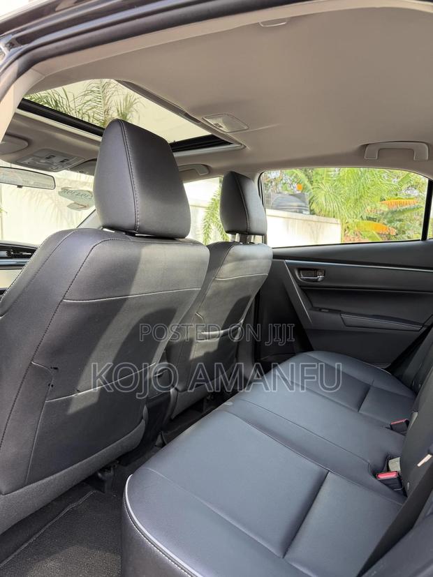 Toyota Corolla S 4dr Sedan (1.8L 4cyl CVT) 2016 Black