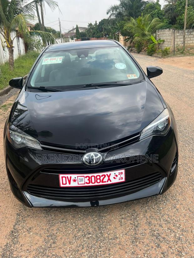 Toyota Corolla L 4dr Sedan (1.8L 4cyl CVT) 2017 Black photo 2