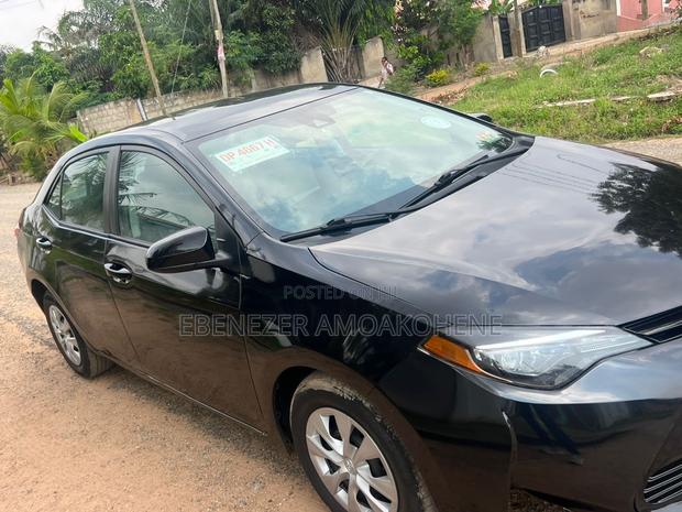 Toyota Corolla L 4dr Sedan (1.8L 4cyl CVT) 2017 Black photo 7