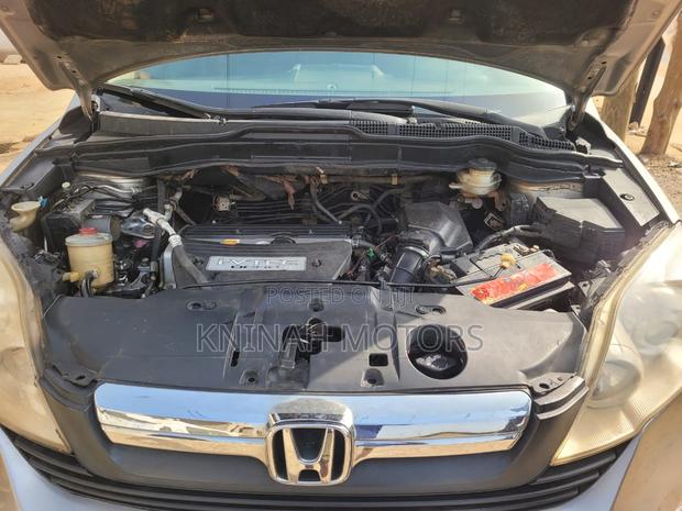 Honda CR-V 2010 Silver photo 5