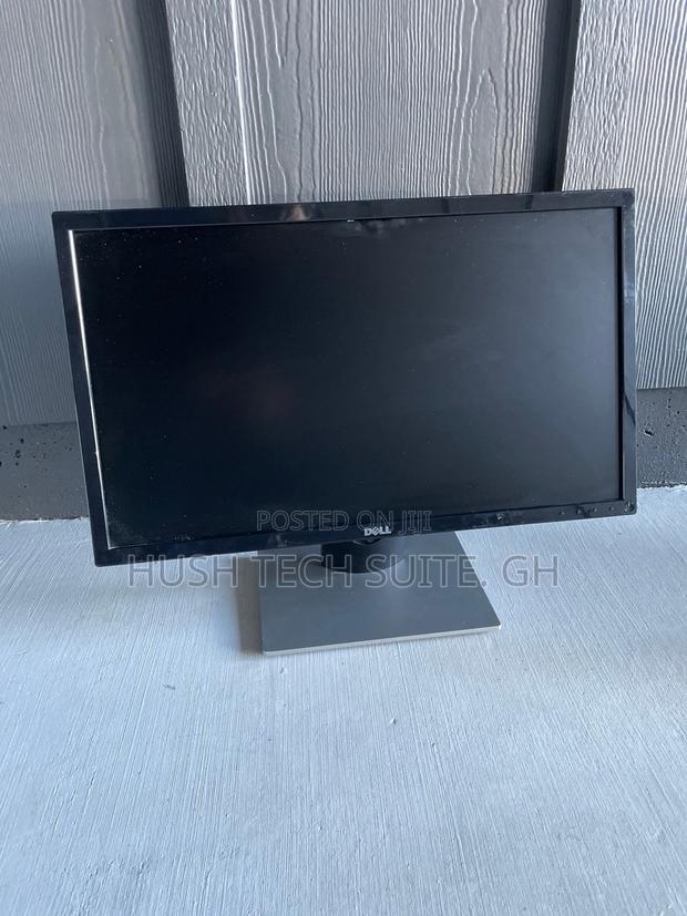 Dell 24” Ips Display Glossy Back Monitor