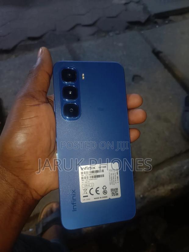 Infinix Hot 60i 128 GB Blue